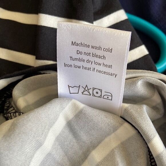 𝅺last One! NWT Black and White Stripe Babydoll Top - Picture 9 of 12